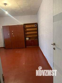 2-к квартира, вторичка, 42м2, 1/9 этаж