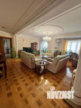 4-к квартира, вторичка, 170м2, 6/9 этаж