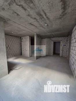 3-к квартира, вторичка, 80м2, 8/23 этаж