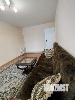 3-к квартира, вторичка, 60м2, 4/10 этаж