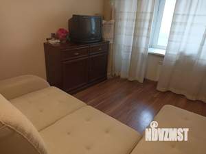 2-к квартира, вторичка, 42м2, 3/9 этаж