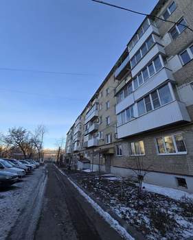 2-к квартира, вторичка, 47м2, 1/5 этаж