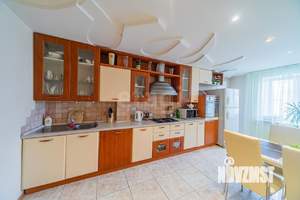 4-к квартира, вторичка, 156м2, 9/11 этаж