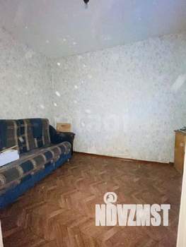 2-к квартира, вторичка, 42м2, 1/5 этаж