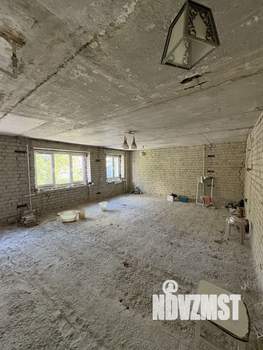 Студия квартира, вторичка, 42м2, 2/5 этаж