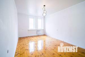 2-к квартира, вторичка, 110м2, 2/4 этаж
