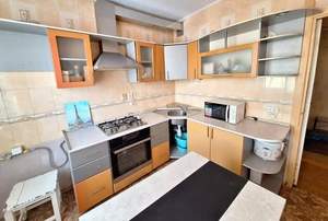 3-к квартира, вторичка, 65м2, 8/10 этаж