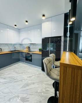 3-к квартира, вторичка, 75м2, 6/18 этаж