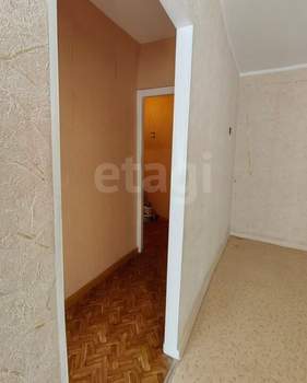 2-к квартира, вторичка, 43м2, 1/5 этаж