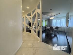 3-к квартира, вторичка, 98м2, 10/10 этаж