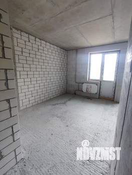 2-к квартира, вторичка, 62м2, 1/10 этаж