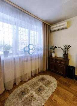 2-к квартира, вторичка, 42м2, 1/5 этаж