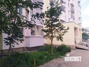 2-к квартира, вторичка, 65м2, 1/10 этаж