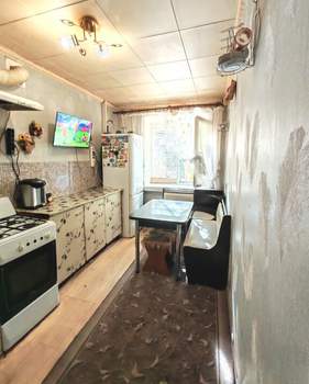 2-к квартира, вторичка, 52м2, 1/9 этаж