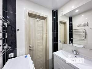 2-к квартира, вторичка, 68м2, 10/17 этаж