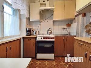 4-к квартира, вторичка, 62м2, 5/5 этаж