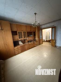 3-к квартира, вторичка, 63м2, 8/9 этаж