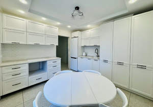 2-к квартира, вторичка, 75м2, 4/10 этаж