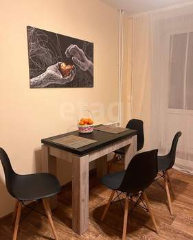 2-к квартира, вторичка, 68м2, 5/10 этаж