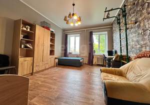 4-к квартира, вторичка, 106м2, 3/3 этаж