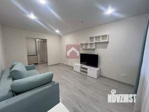 2-к квартира, вторичка, 58м2, 1/10 этаж
