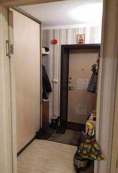 2-к квартира, вторичка, 52м2, 1/9 этаж