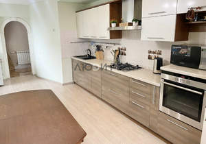 3-к квартира, вторичка, 99м2, 6/10 этаж