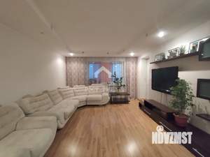 2-к квартира, вторичка, 70м2, 9/10 этаж