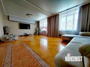 4-к квартира, вторичка, 190м2, 4/5 этаж