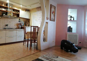 3-к квартира, вторичка, 85м2, 1/10 этаж