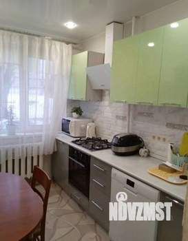 3-к квартира, вторичка, 60м2, 1/9 этаж