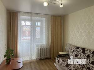 2-к квартира, вторичка, 50м2, 1/10 этаж