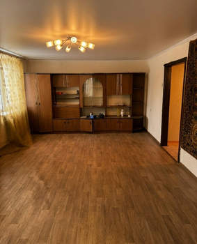 3-к квартира, вторичка, 78м2, 1/3 этаж