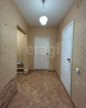 1-к квартира, вторичка, 42м2, 10/10 этаж