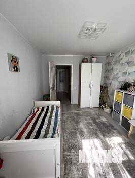 3-к квартира, вторичка, 73м2, 9/9 этаж