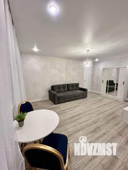 2-к квартира, вторичка, 42м2, 5/5 этаж