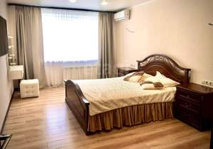3-к квартира, вторичка, 84м2, 9/10 этаж