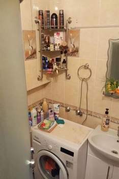 2-к квартира, вторичка, 52м2, 1/9 этаж