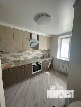 Студия квартира, вторичка, 37м2, 3/10 этаж