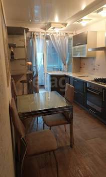 2-к квартира, вторичка, 62м2, 4/10 этаж