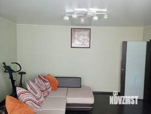 2-к квартира, вторичка, 83м2, 1/4 этаж