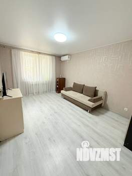 2-к квартира, вторичка, 62м2, 1/10 этаж
