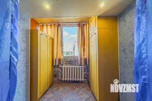 3-к квартира, вторичка, 63м2, 9/9 этаж