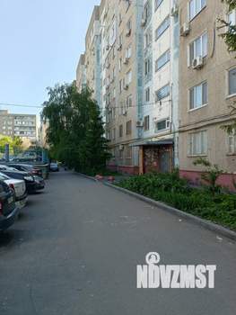 2-к квартира, вторичка, 56м2, 1/10 этаж