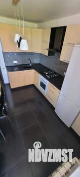 2-к квартира, вторичка, 63м2, 8/10 этаж