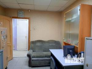 3-к квартира, вторичка, 72м2, 1/10 этаж