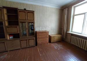 2-к квартира, вторичка, 62м2, 1/4 этаж