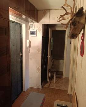 2-к квартира, вторичка, 45м2, 1/9 этаж