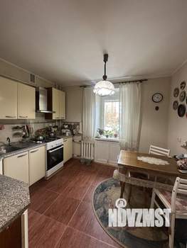 4-к квартира, вторичка, 80м2, 2/6 этаж