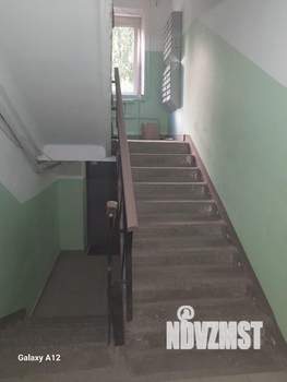 2-к квартира, вторичка, 40м2, 1/9 этаж
